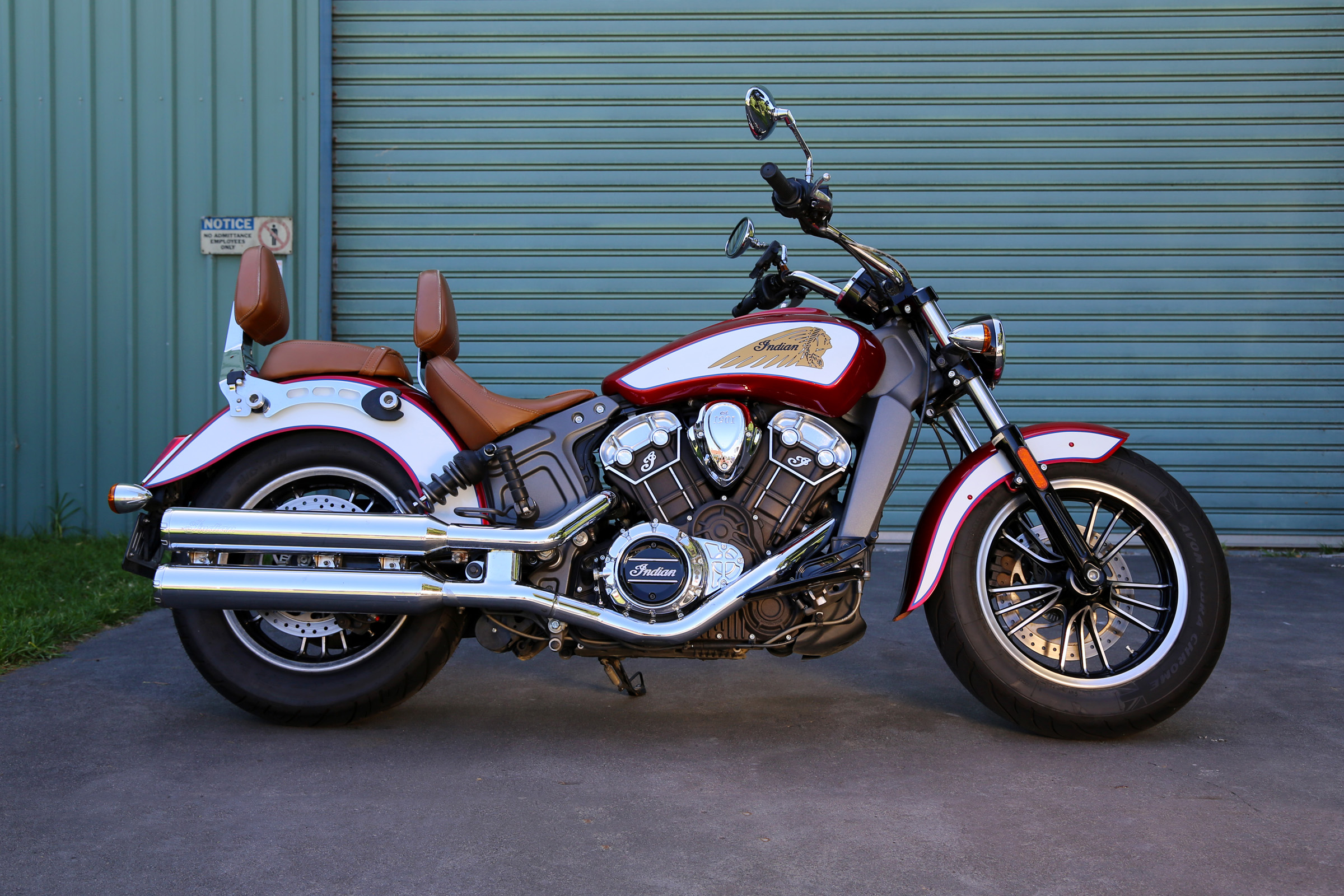 2019 Indian Scout Red White crs