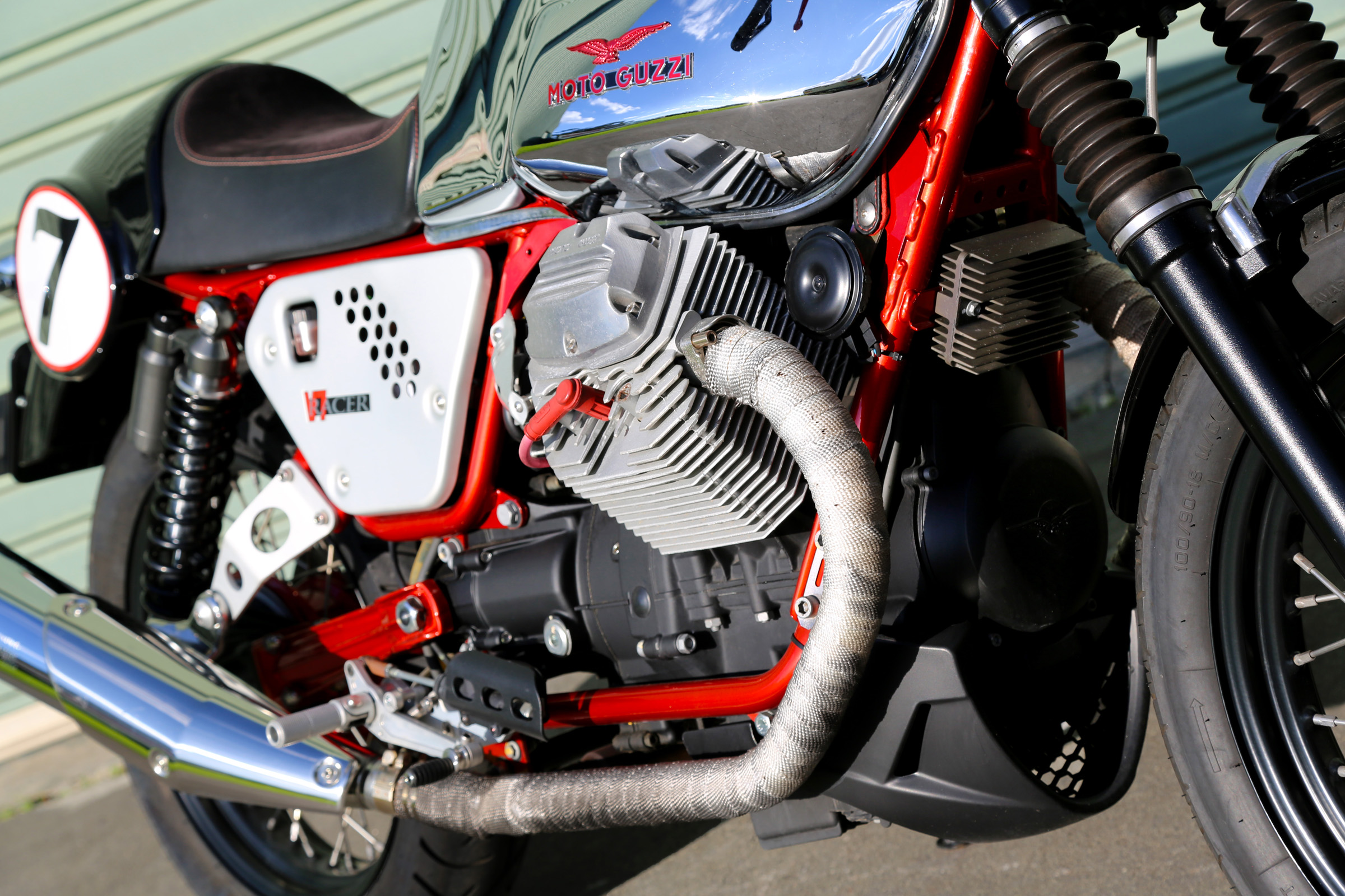2012 Moto Guzzi V7 Racer detail4