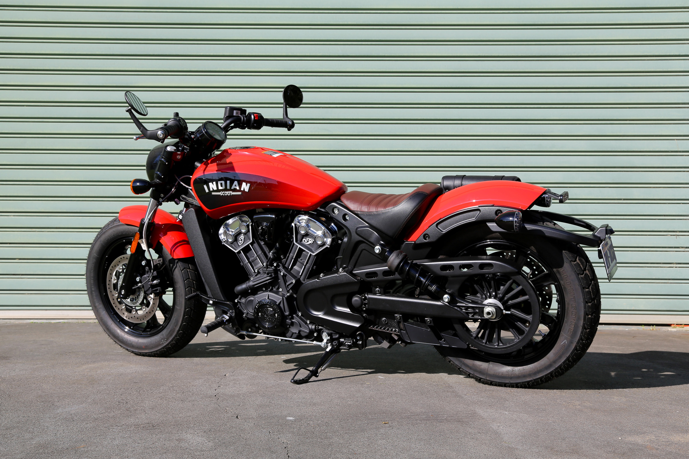 2022 Indian Scout Bobber red b45ls